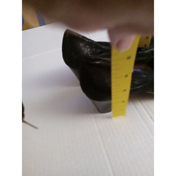 AGL Women's Size 8.5 Black Metallic Shimmer Cap Toe Pumps Made in Italy - Picture 4 of 11